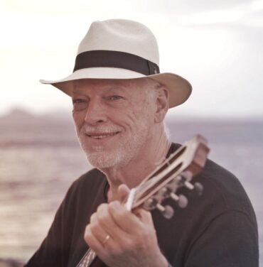 David Gilmour presenta su sencillo “Yes, I Have Ghosts”