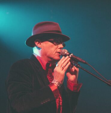 David J & The Gentleman Thieves en el Lunario