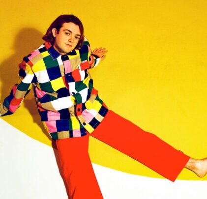 Dayglow revela “Balcony” y anuncia fecha para su nuevo disco