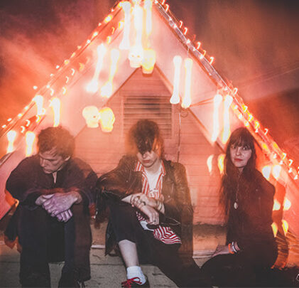 Suicide Squeeze firma a Death Valley Girls