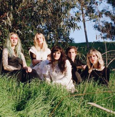Death Valley Girls estrena video para “Breakthrough”