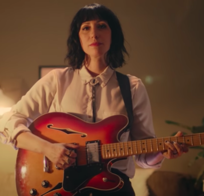Deep Sea Diver y Sharon Van Etten lanzan “Impossible Weight”