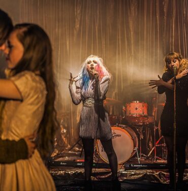 Descartes a Kant dará un show en el Teatro de la Ciudad