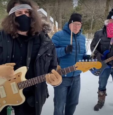 Dinosaur Jr. estrena el sencillo “Garden”