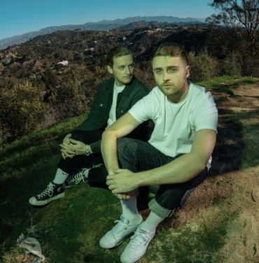 Disclosure y RAYE estrenan “Waterfall”