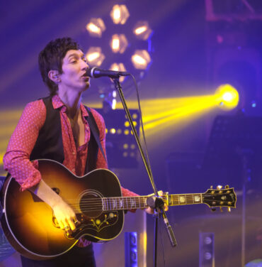 División Minúscula en el Teatro Metropólitan