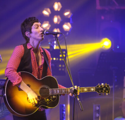 División Minúscula en el Teatro Metropólitan