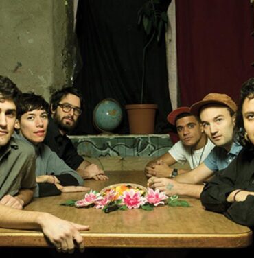 Downtown Boys sorprende con tema en español