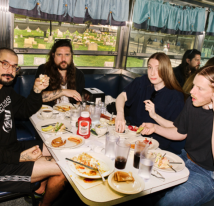 Dry Cleaning estrena “Don't Press Me” y anuncia disco