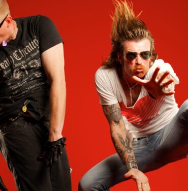 Checa el primer tráiler del documental de Eagles Of Death Metal