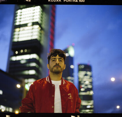 El Guincho estrena video de 