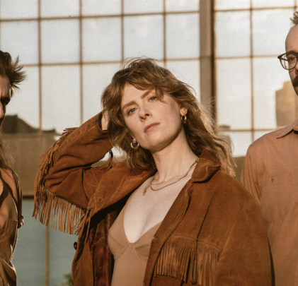 Ellevator comparte su nuevo sencillo “Easy”