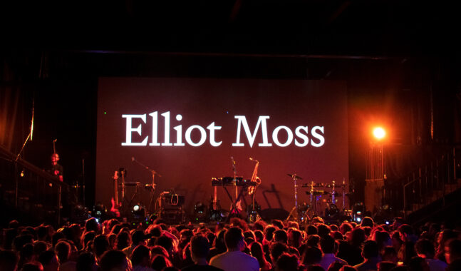 Elliot Moss en el Foro Indie Rocks!