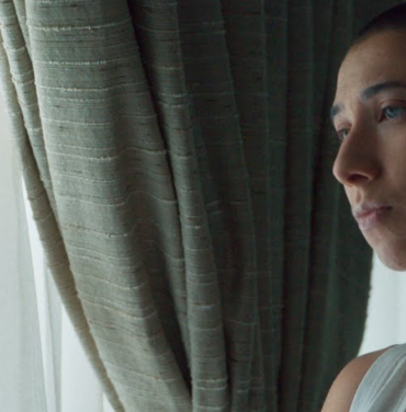 Elsa y Elmar comparte el video oficial de “amantes y amigos”