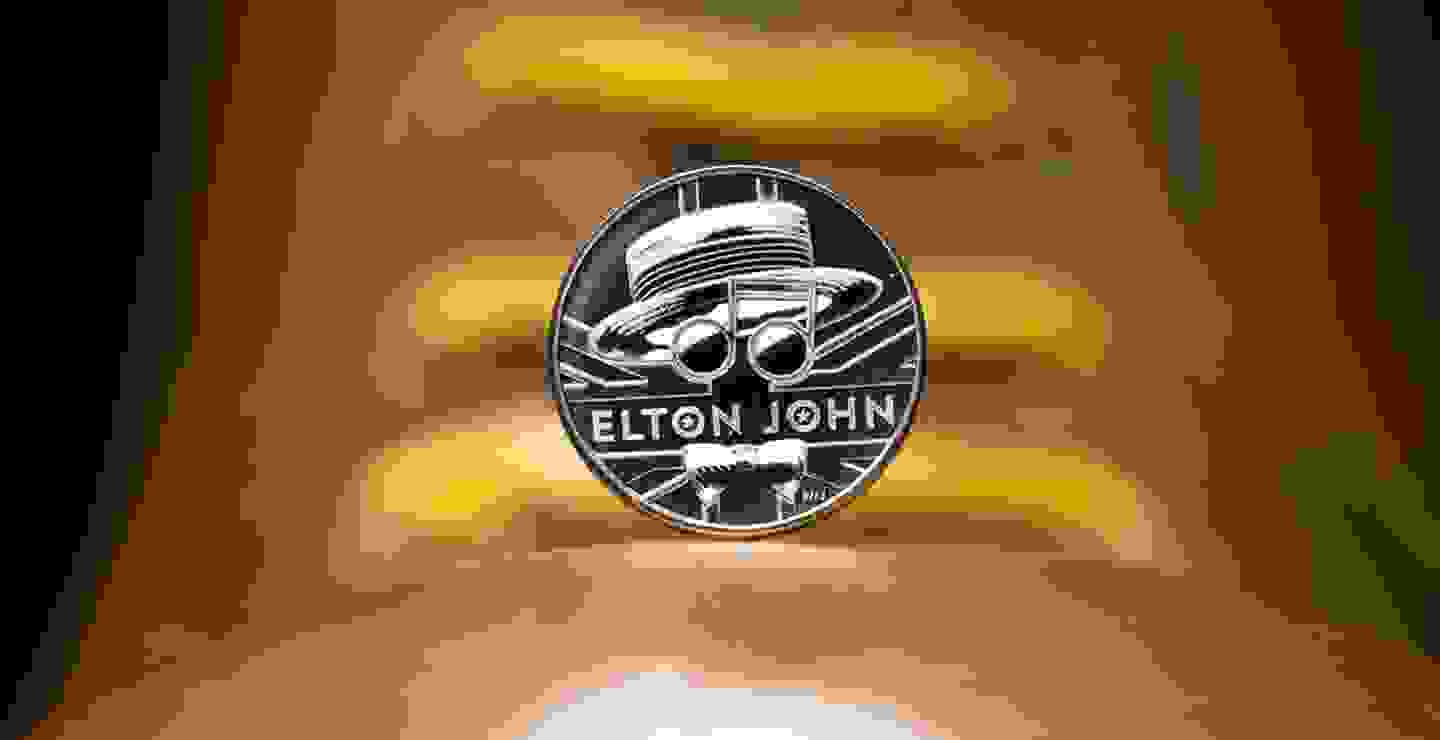 Elton John es honrado con una moneda oficial