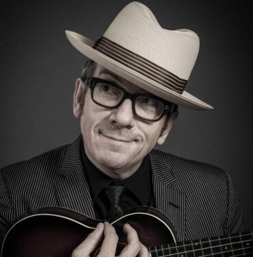 Elvis Costello hace remix a Johnny Cash
