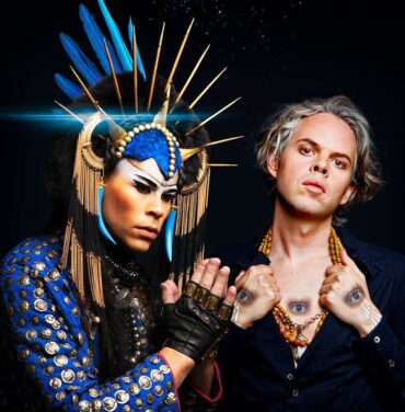“Chrysalis”, lo nuevo de Empire of the Sun