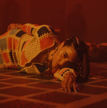 Escucha “Love Is A Drug”, lo nuevo de Empress Of