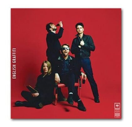 Un grafitti inglés color carmesí con The Vaccines