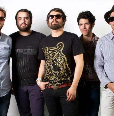 Enjambre en el Palacio de los Deportes