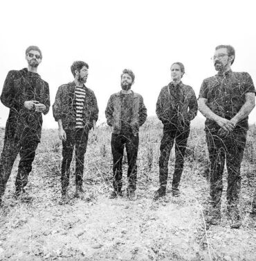 “Días Negros”, el nuevo sencillo de Entre Desiertos