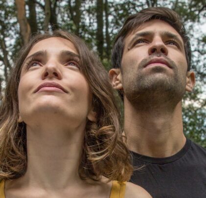 Escucha “Danzas en el mar” de Espumas y Terciopelo