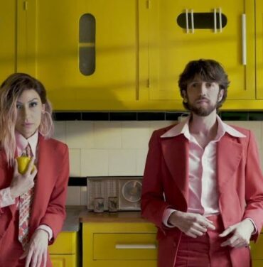 Esteman y Daniela Spalla comparten “Te Alejas Más de Mí”