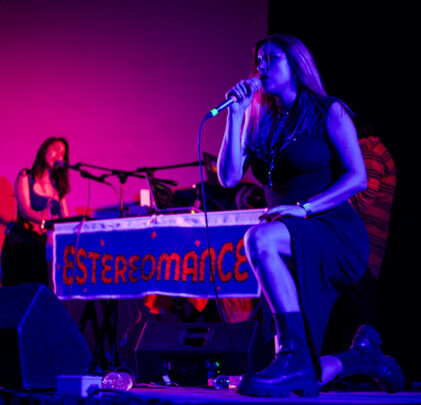 Hipnosis presentó: Noches Hipnosis Estereomance + Las Gardenias en el Foro Indie Rocks!