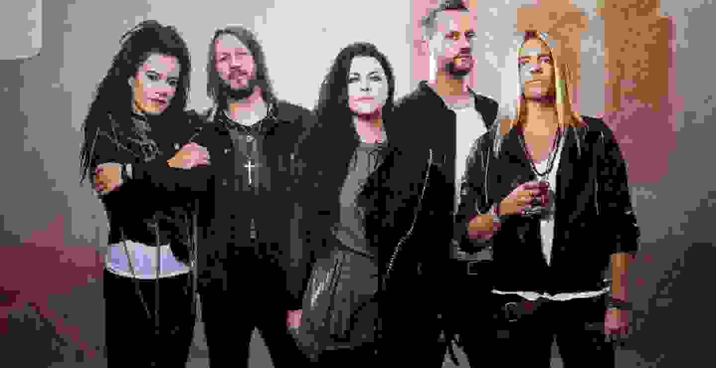 Evanescence ofreció una conferencia de prensa exclusiva para México