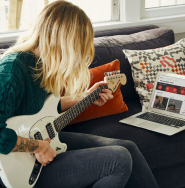 Fender ofrece clases online gratis por Coronavirus