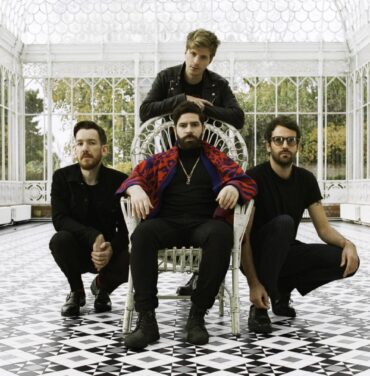 Foals estrena el documental 'Rip up the Road'
