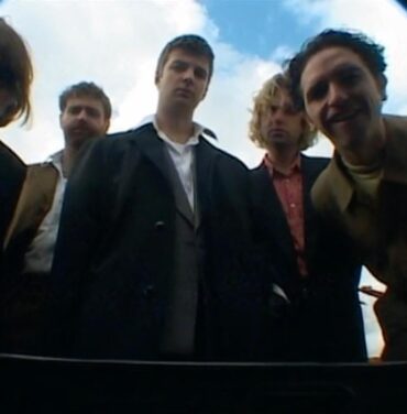 Fontaines D.C. estrena video retro para “Roman Holiday”