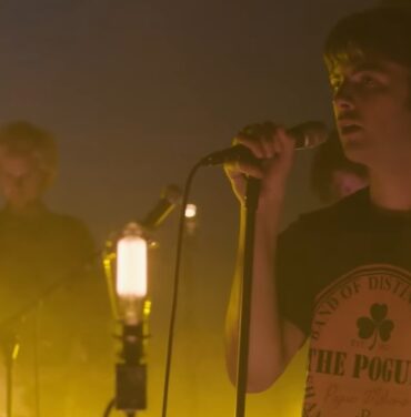 Fontaines D.C. comparte cover de The Pogues