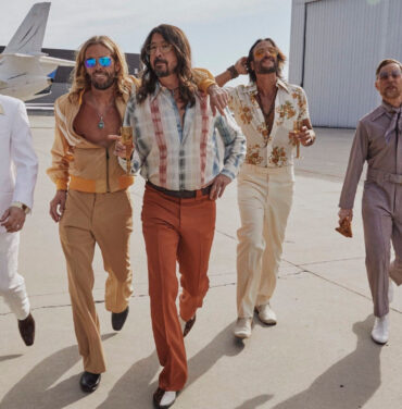 Foo Fighters estrena video de “You Should Be Dancing”