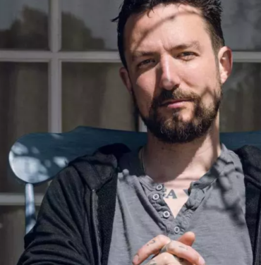 Frank Turner anuncia álbum y comparte “Haven't Been Doing So Well”