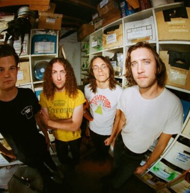 Frankie and the Witch Fingers presenta “Cavehead 7”