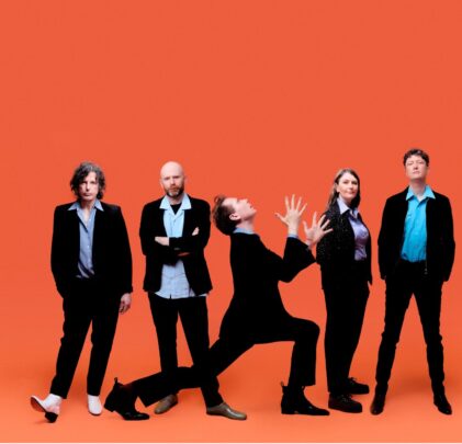 Franz Ferdinand anuncia disco y estrena “Audacious”