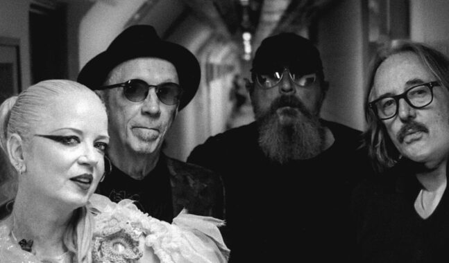 Garbage anuncia su nuevo álbum, 'Let All That We Imagine Be The Light'