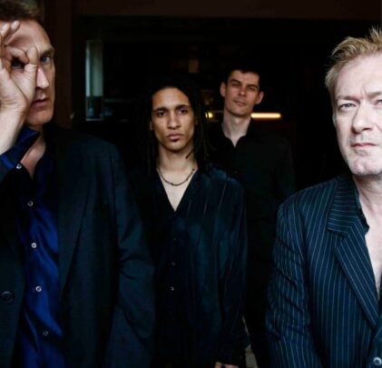 Tom Morello y Serj Tankian versionan “Natural’s Not In It” de Gang Of Four