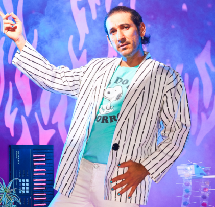 George Arthur Calendar comparte “Sucker”