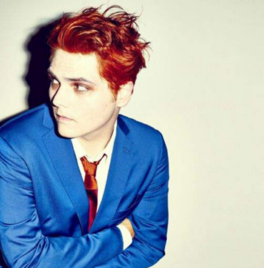 “Rõnin”, la nueva canción de black metal de Gerard Way