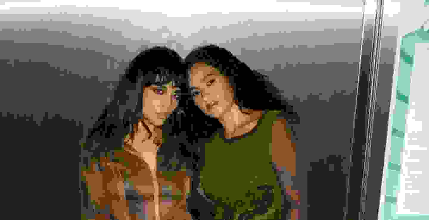 Girl Ultra estrena “Tomás” en colaboración con Chromeo y Empress Of