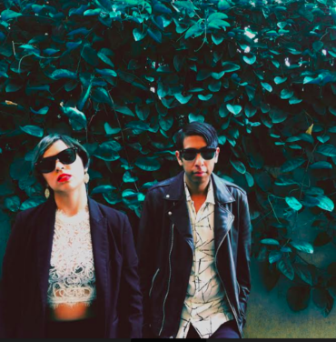 PREMIERE: Glass Spells estrena 