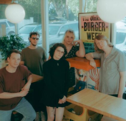 “Same But Different Now”, lo nuevo de Greet Death
