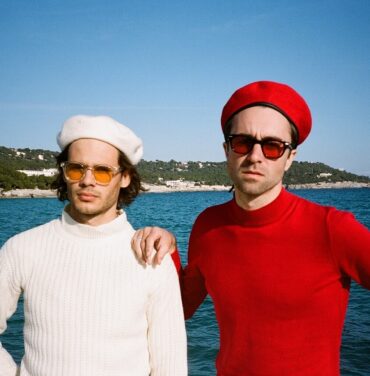 Halloweens presenta su nuevo single “Divinity Pools”