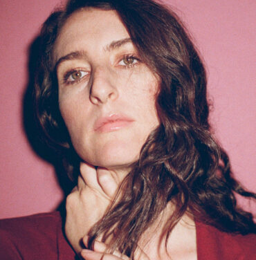 Hannah Georgas estrena el EP 'All That Emotion Versions'