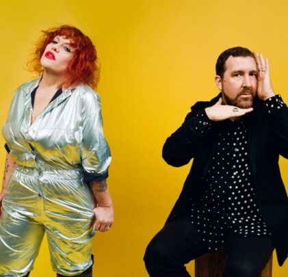 Hard Feelings, del synthpop apasionado al new wave hecho con amor