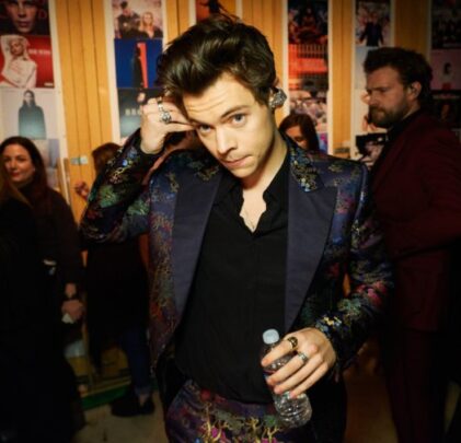 Harry Styles le hace un cover a Fleetwood Mac