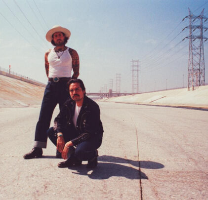 Hermanos Gutiérrez presenta “Los Chicos Tristes”