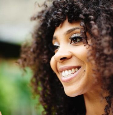 Hollie Cook presenta 